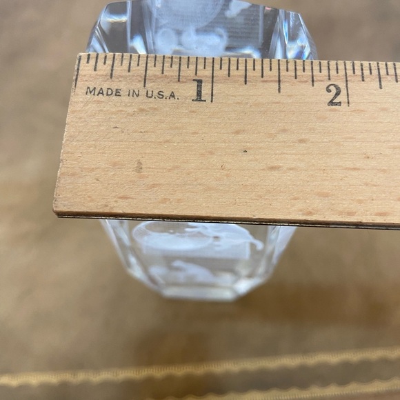 Vintage Tall Laser Etched 3D Crystal Glass Paperweight 3 Kittens Cats Playing 6" - Picture 8 of 9